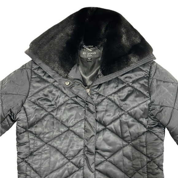St John Coat Collection Size M Mink collar short black quilted full Zip - Picture 2 of 16